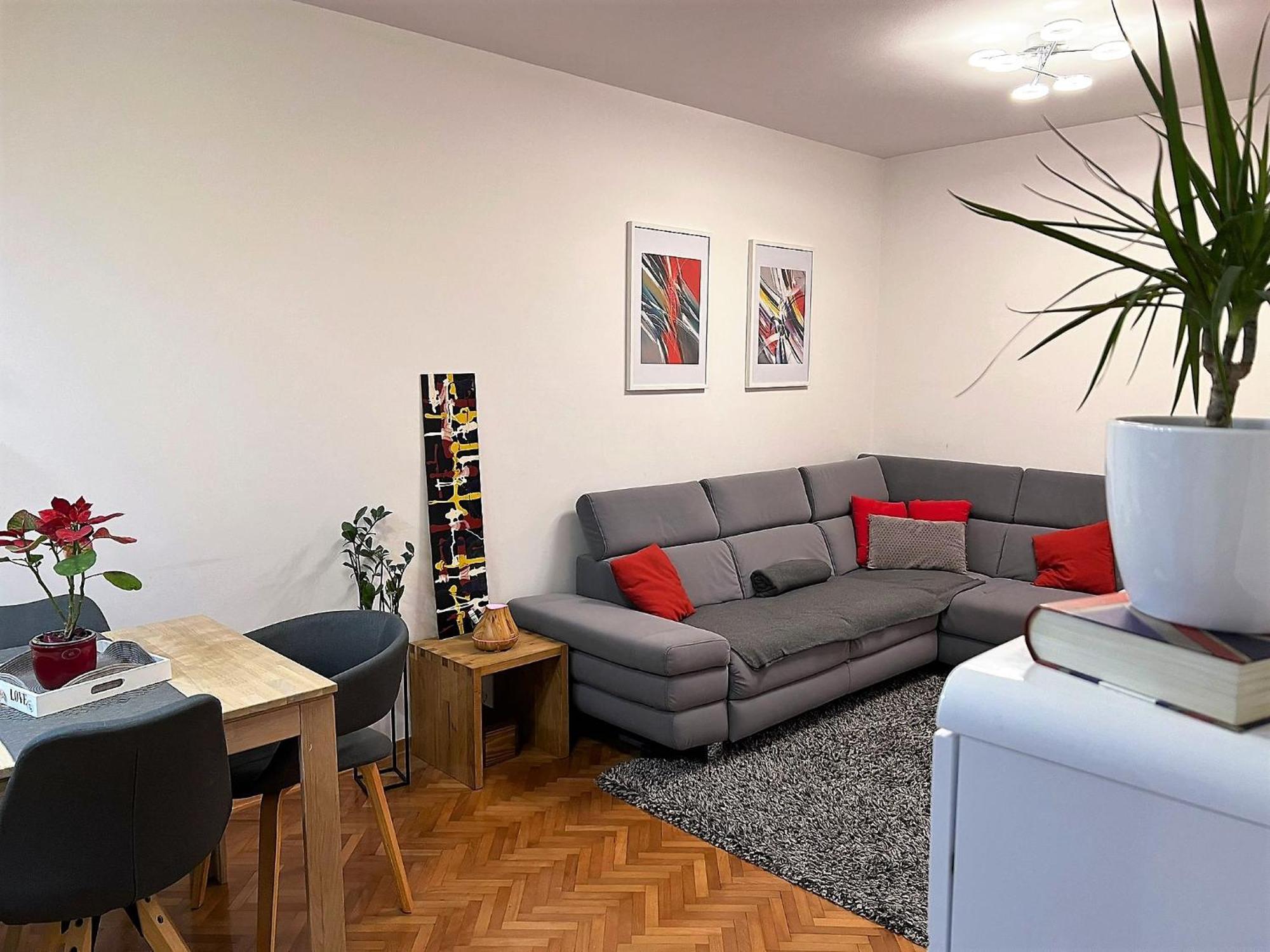 Mm - 5 Min By Car To The & Center - Free Public Parking Appartement